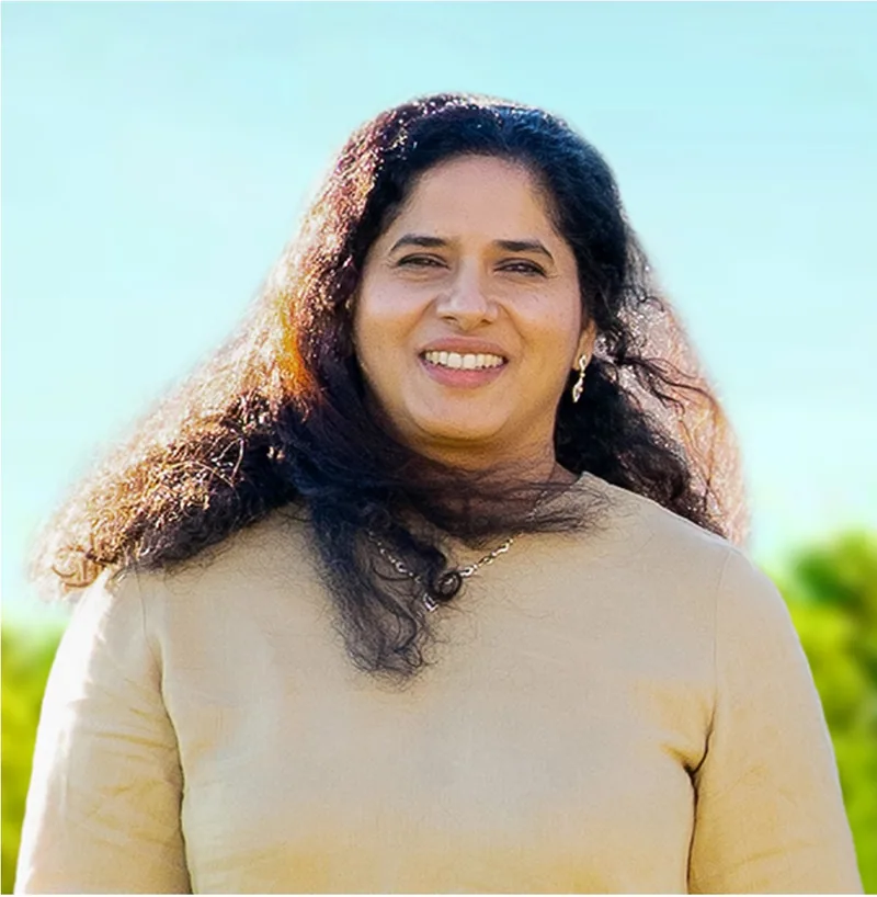Dr. Simi Paul, DDS - Experienced dentist at Meridian Dental with over 20 years of practice